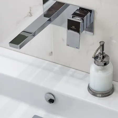 El - Aries Apartamento