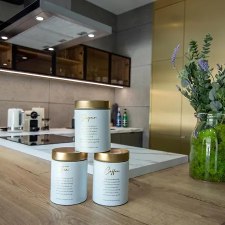 El - Aries Apartment